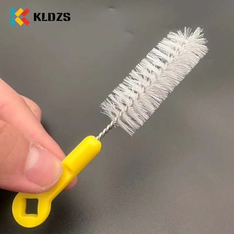 15 mm x 100 mm endoskopska čistilna krtača