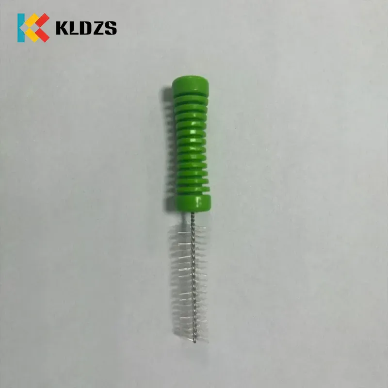8 mm x 80 mm endoskopska čistilna krtača